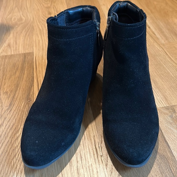 Blondo Shoes - Blondo Waterproof booties - Sz 7.5